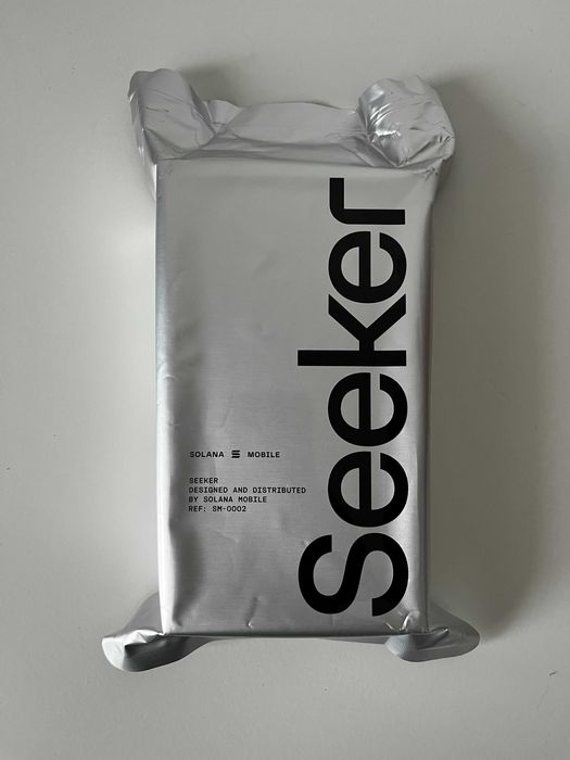 Solana Seeker - NEACTIVAT, Sigilat, Accesorii - Telefon Crypto Nou