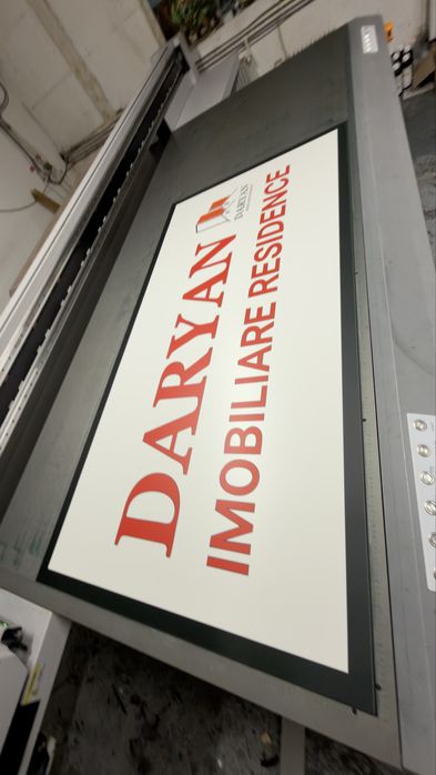 Colantari Autocolante Stikare Carti de vizita Flayere pliante Benare