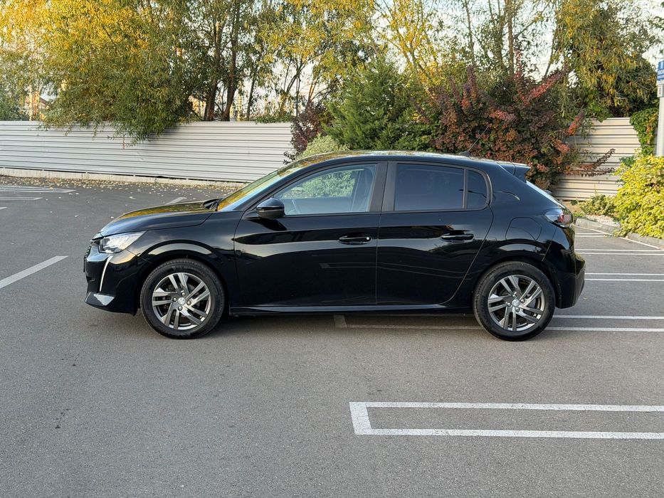 Peugeot 208 2021 benzină, 7.990 € — imagine 3