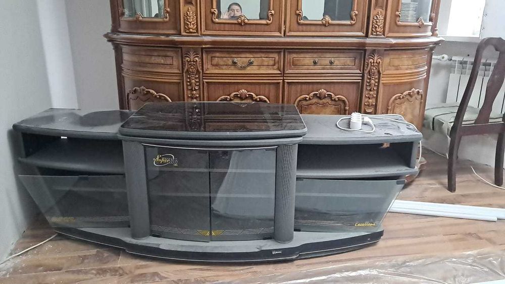 Подставка для телевизора