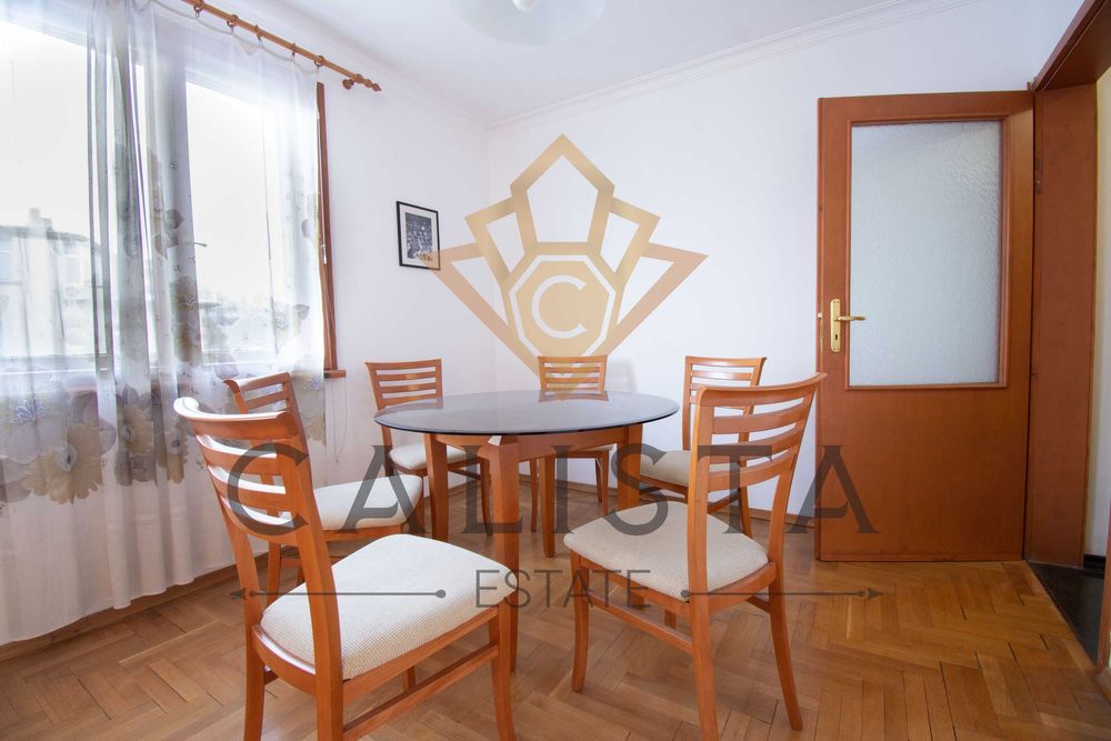 Дава се под наем Двустаен апартамент в София, Център - 70 кв.м за 687.99 € - Снимка #2