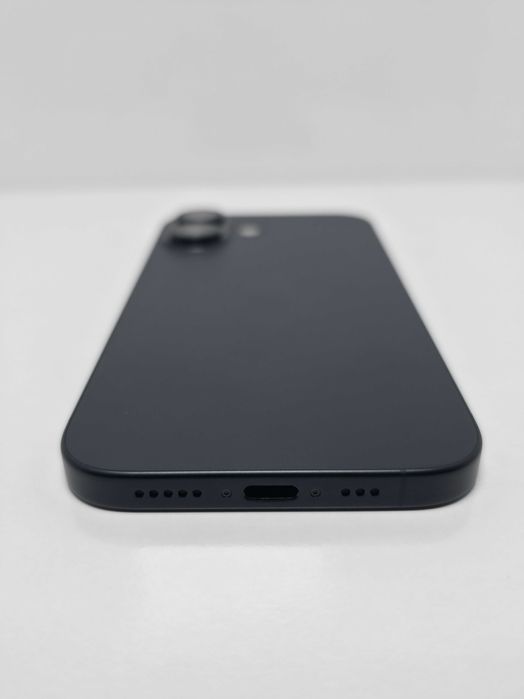iPhone 16 256GB Black