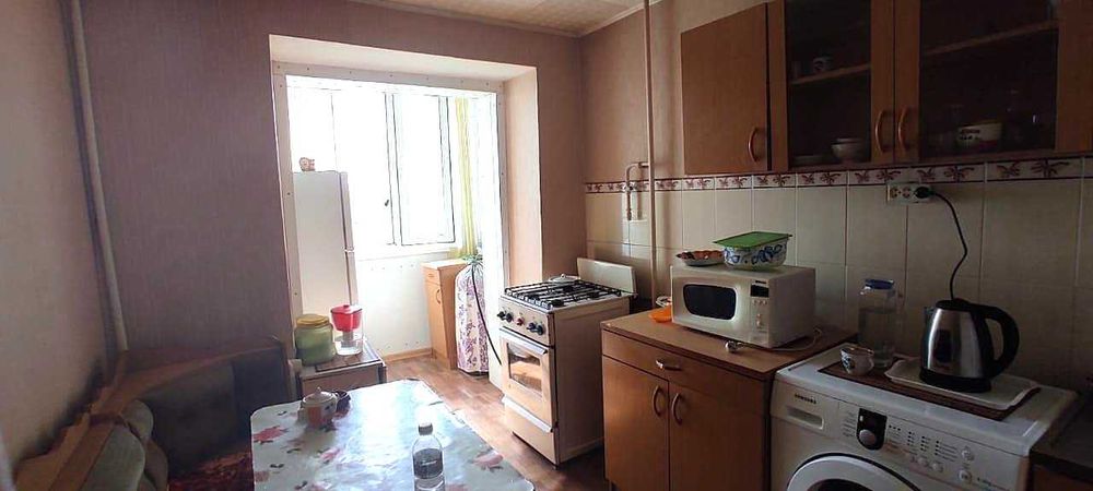 IIIПродаётся улучшенная 3-комнатная квартира в китайской стене.