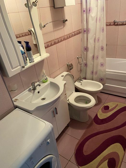 Apartament cu 2 camere de închiriat