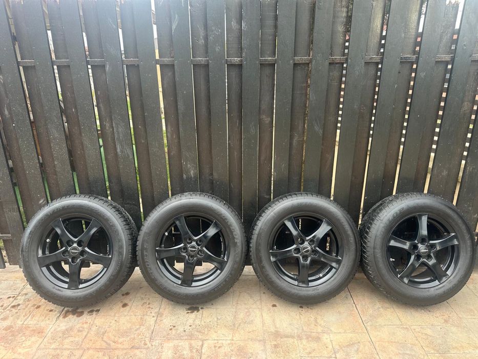 Vand set roti+anvelope DUNLOP 215/65/16 pentru DACIA DUSTER / QASHQAI