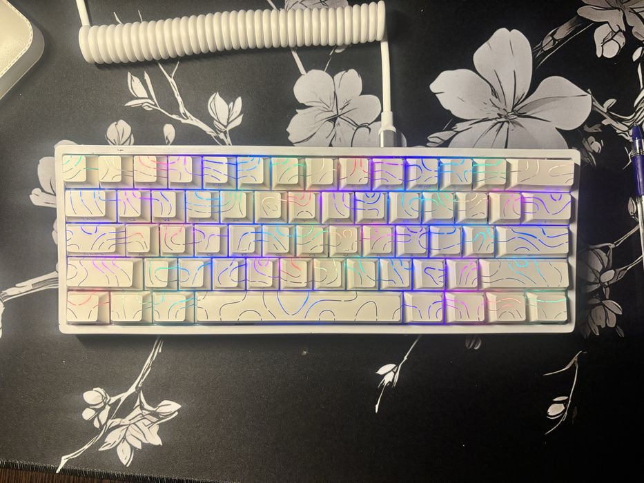 Белая Клавиатура 60%