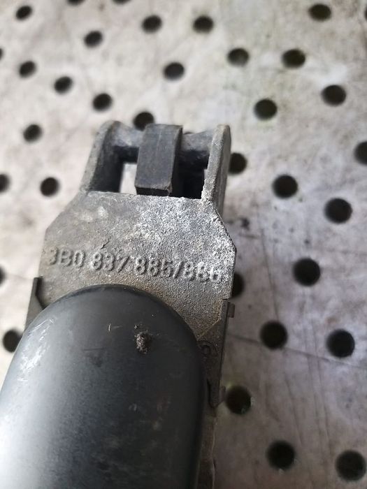Maner usa dreapta spate vw golf 4 1j 3b0837886