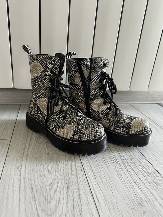 Дамски боти