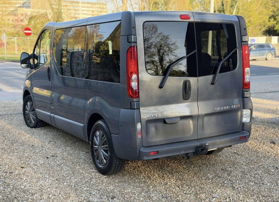 Vand Opel Vivaro / 8+1 Locuri/ 2.0 CDTI  / AUTOMAT / 2014 EURO 5