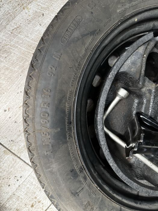 Резервна гума за бмв е60 и е46