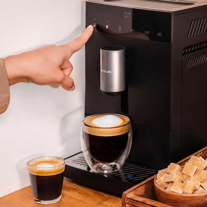 Кафеавтомат Cecotec Cremmaet Compact Steam 1350W 19Bar, кафемашина за кафе на зърна