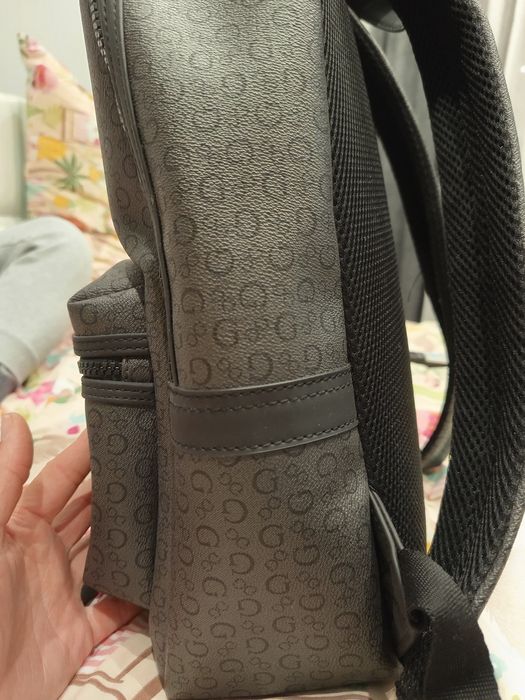 Раница GUESS маркова