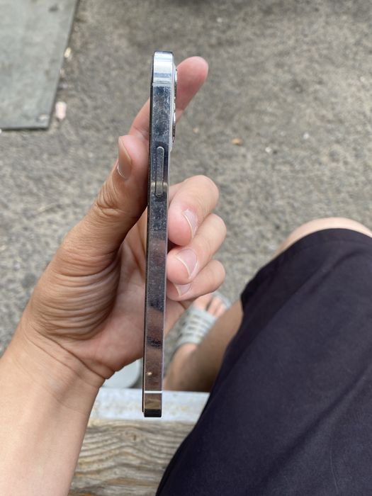 Iphone 12 pro с гарантией