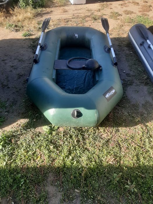 Продам лодку резиновую