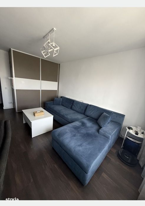 Titan str poștașului studio