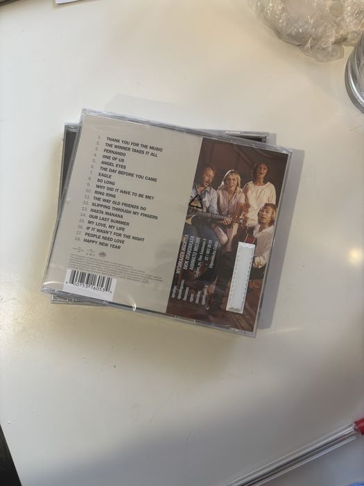 ABBA дискове неизползвани