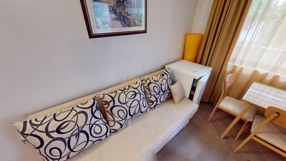 Продава се Двустаен апартамент в к.к. Слънчев бряг - 56 кв.м за 983 €/кв.м - Снимка #2