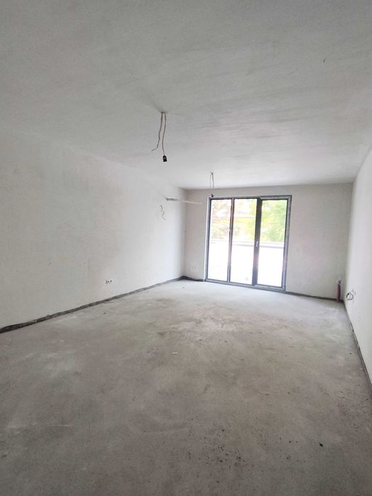 Продава се Двустаен апартамент в Перник, Център - 120 кв.м за 1250 €/кв.м - Снимка #4