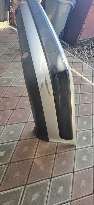 Продам задний бампер ауди 100 с4