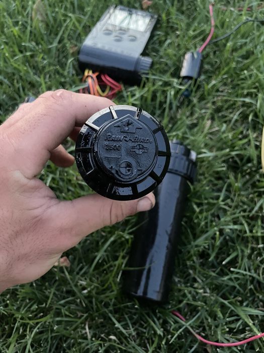 Vand Programatoare si aspersoare Rain Bird