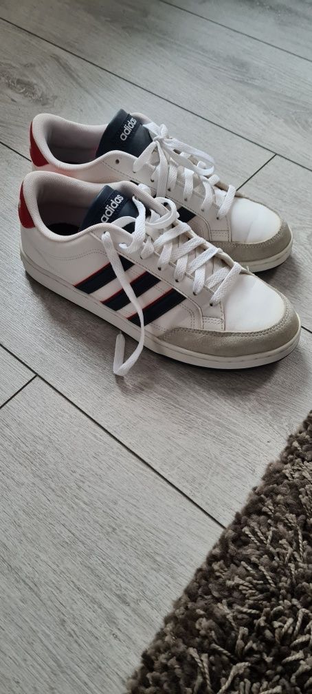 Incaltaminte Adidas Courtset 41 Bucuresti Sectorul 4 OLX.ro