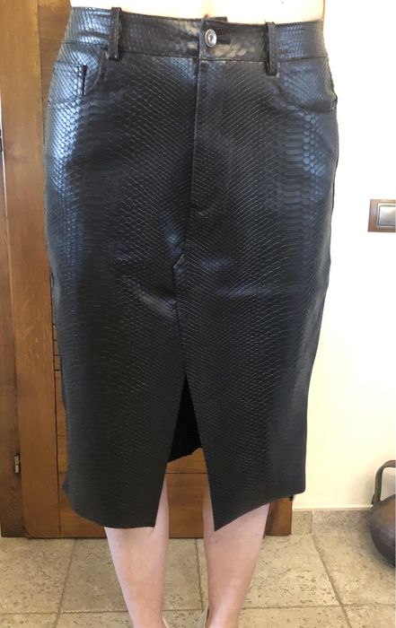 Fusta Zara, imitatie piele, L