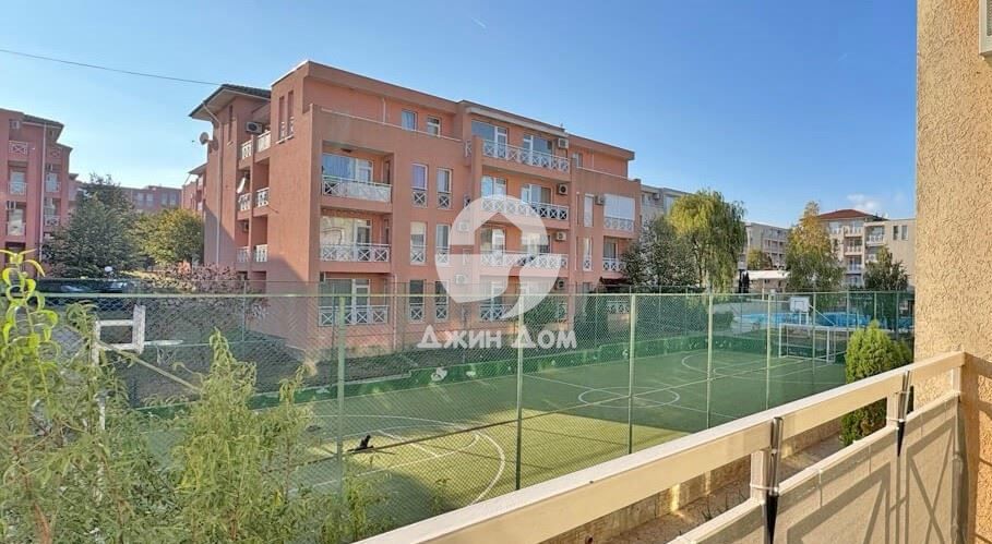 Продава се Двустаен апартамент в к.к. Слънчев бряг - 47 кв.м за 1064 €/кв.м - Снимка #6