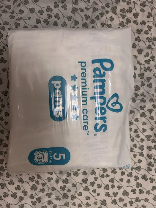 Бебешки пелени гащи Pampers - Premium Care 5, 34 броя
