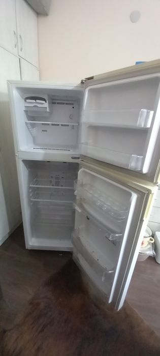 Срочно продам холодильник Самсунг