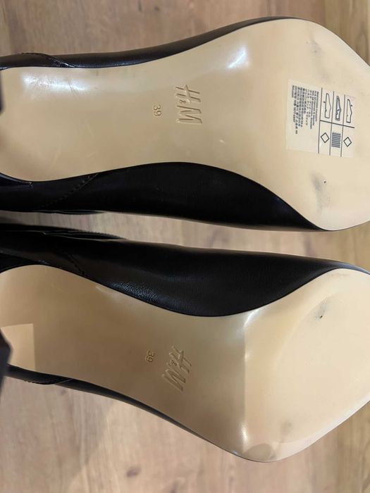 Дамски боти H&M. Нови.