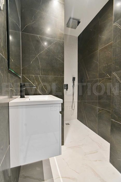 Продава се Двустаен апартамент в София, Надежда 2 - 63 кв.м за 2792 €/кв.м - Снимка #10