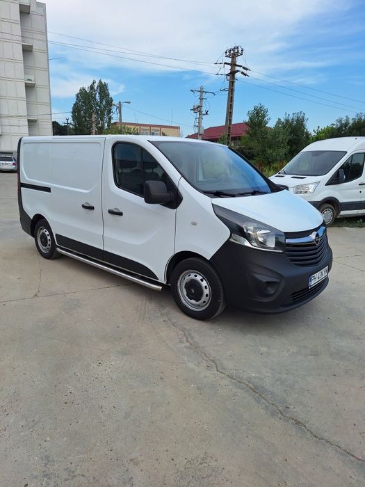Opel vivaro 2015