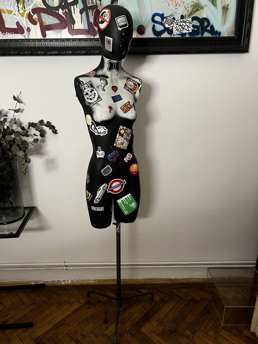 Bust manechin cu stickere - decorativ