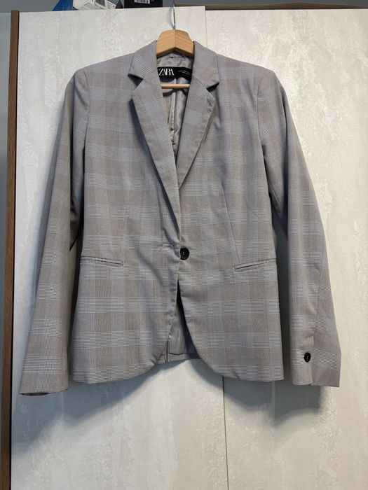 Сако и панталон ZARA