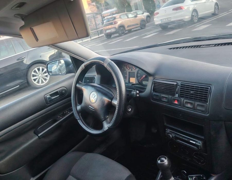 VOLKSWAGEN Golf 2003 — imagine 5