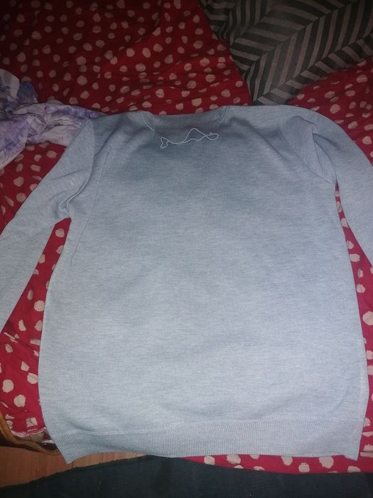 Pulovere noi l-xl, 50 lei bucata