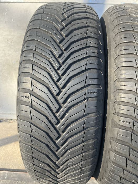 2 бр. всесезонни гуми 195/65/15 Michelin 4,6 mm DOT 0822