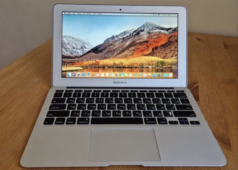 MacBook air 2011
