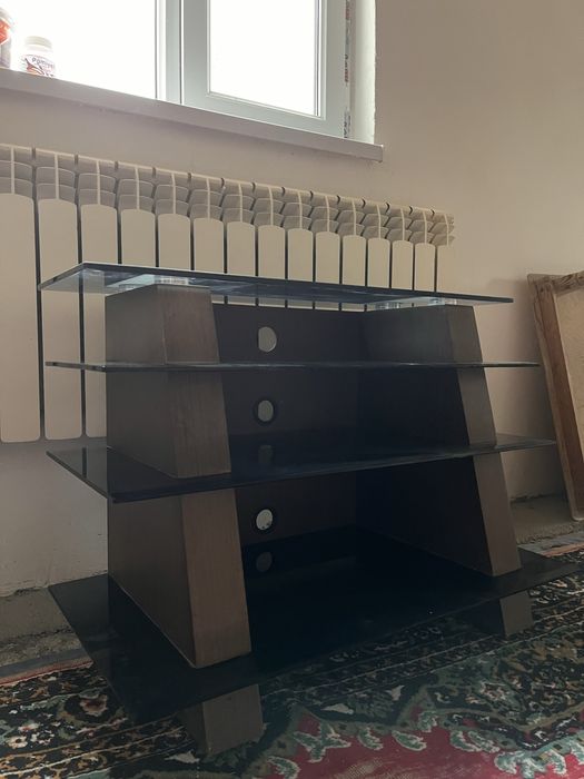 Подставка телевизора