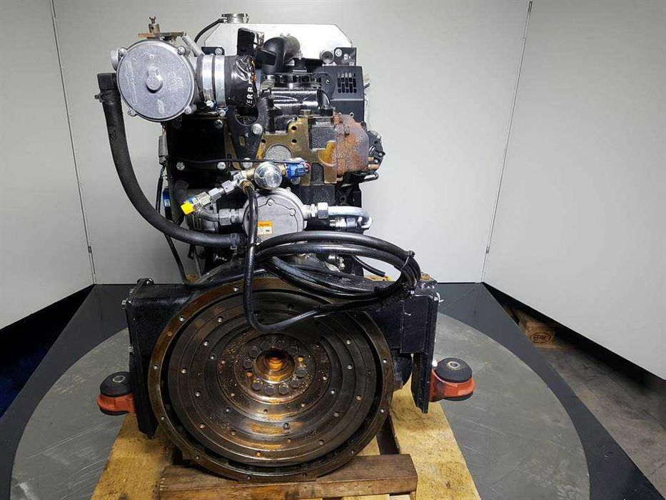 Motor complet Perkins 42KVTREG10008451 - Piese de motor Perkins