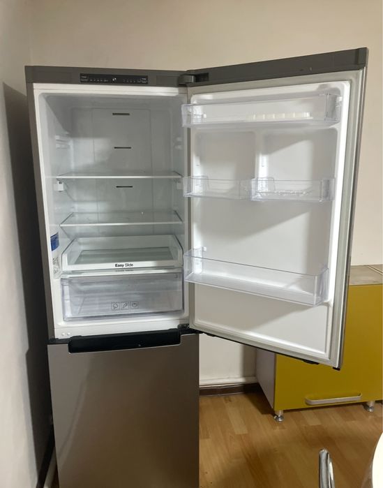 Продам холодильник Samsung
