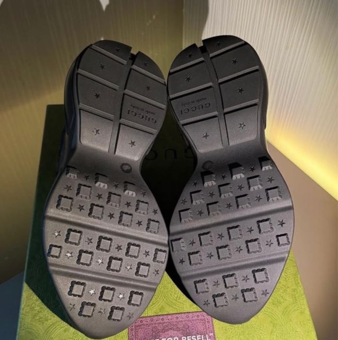 adidasi gucci full black