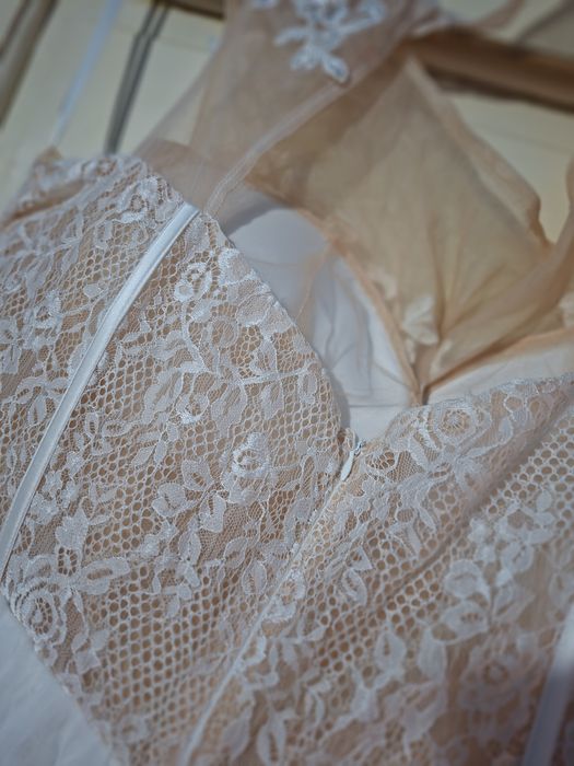 Rochie de mireasa noua