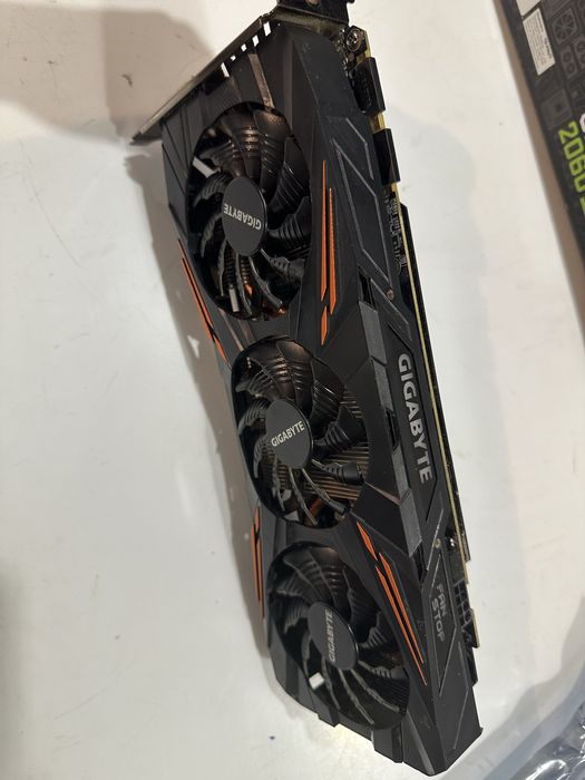 Видеокарта Gigabyte 1070 8gb