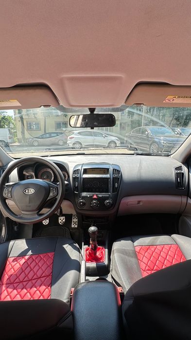 Kia Ceed Coupe 2008 | 1.4 Benzina | Jante Aliaj | Design Sport | AC | Comenzi Volan