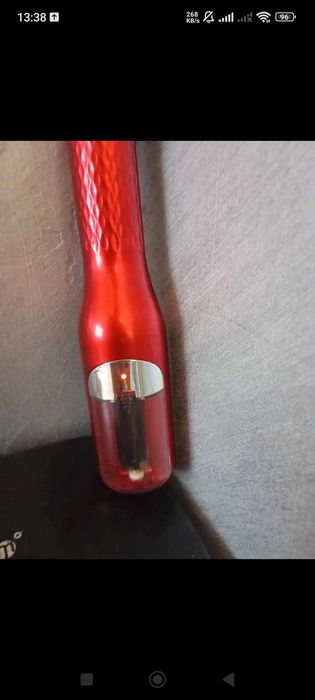 Aparat de îndepărtare a firelo despicate