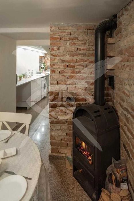 Продава се Къща в София, Център - 143 кв.м за 4546 €/кв.м - Снимка #5