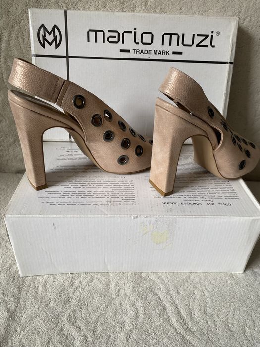 Продам босоножки кожа 37 размер