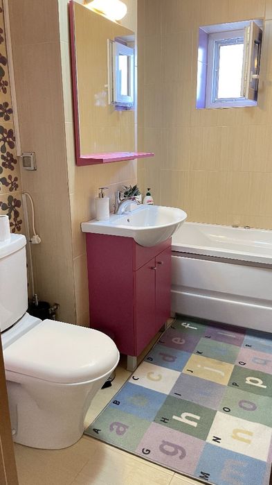 Inchiriez apartament in regim hotelier cu doua camere decomandate,B-dul Traian