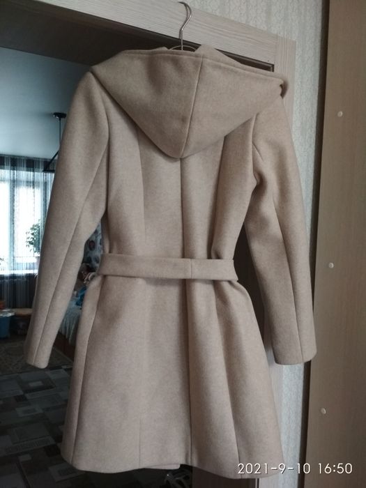 Пальто демисезонное